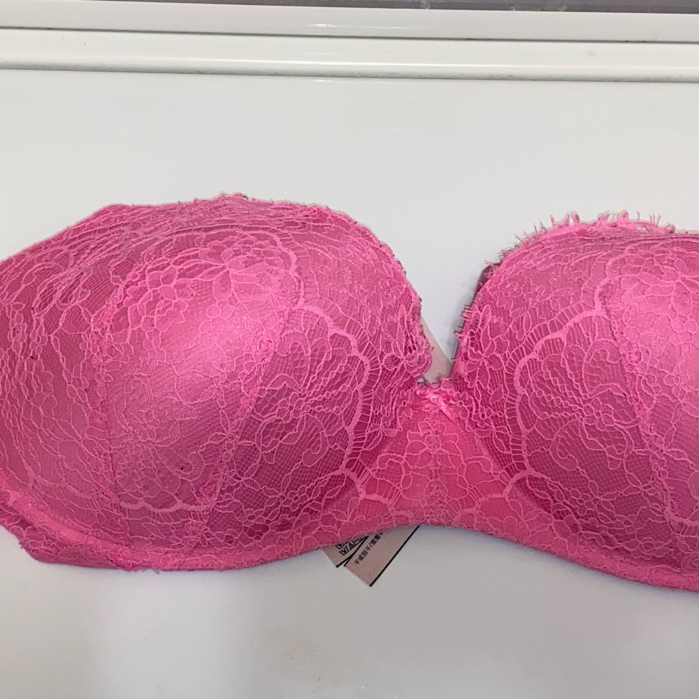 Victoria's Secret Pink Lace Bra Full Coverage Size C40